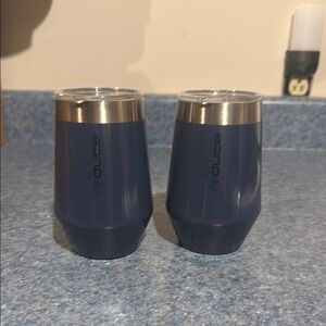 Set of 2 Reduce Wine Tumblers with Lids, Like New